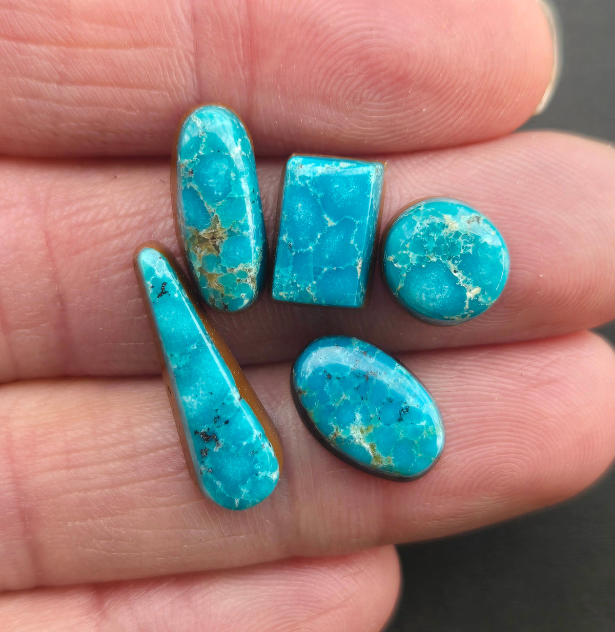 AAA Kingman Turquoise Mountain Cabochon Mini set