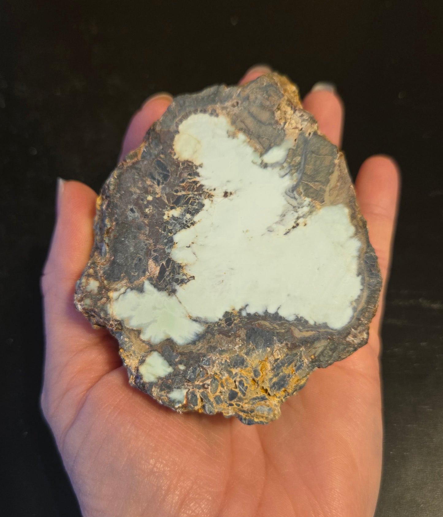 Aloe Variscite rough for cabbing - 448 grams