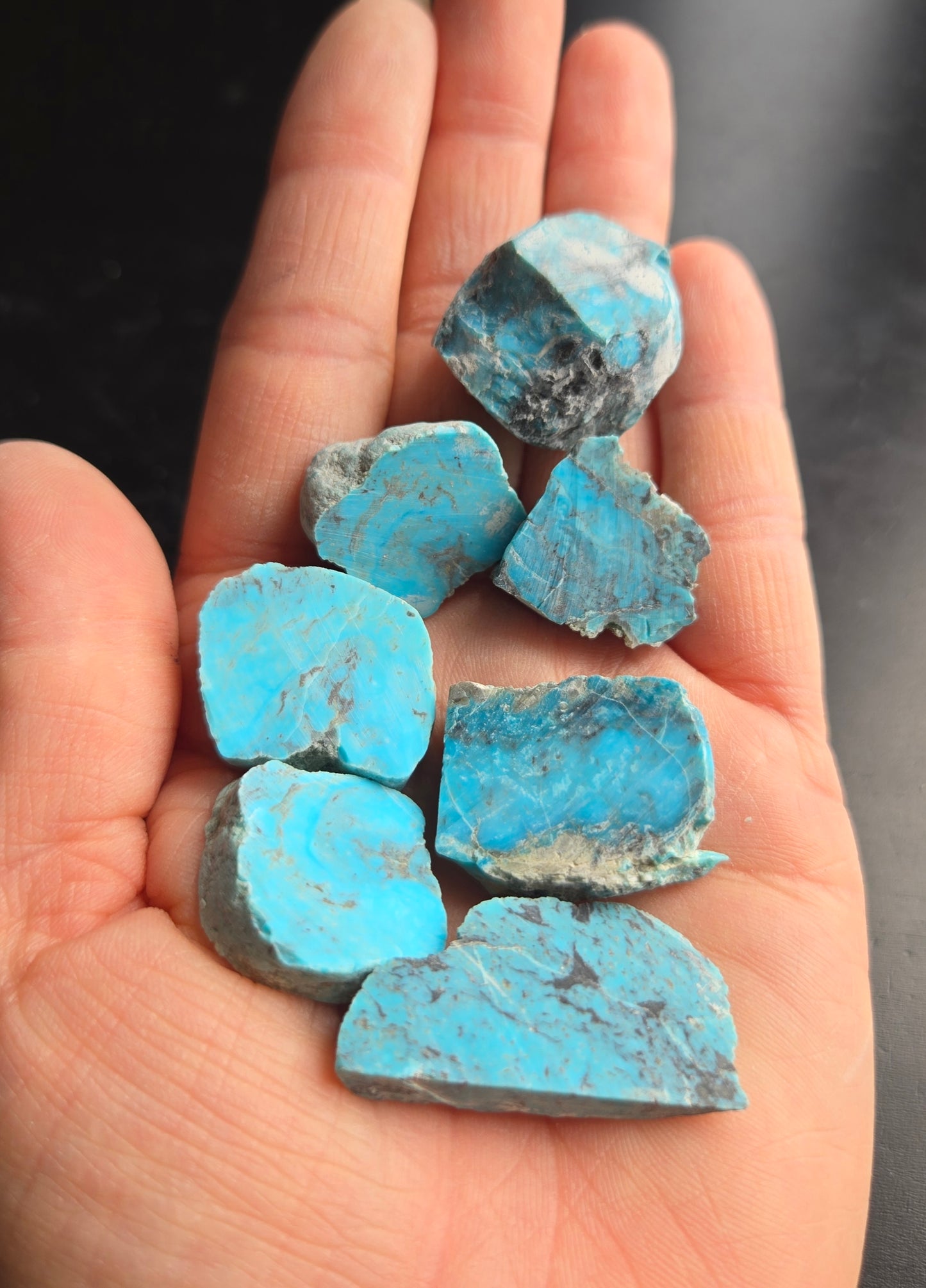 Smokey Kingman Turquoise rough for cabbing -224 grams - lot 4