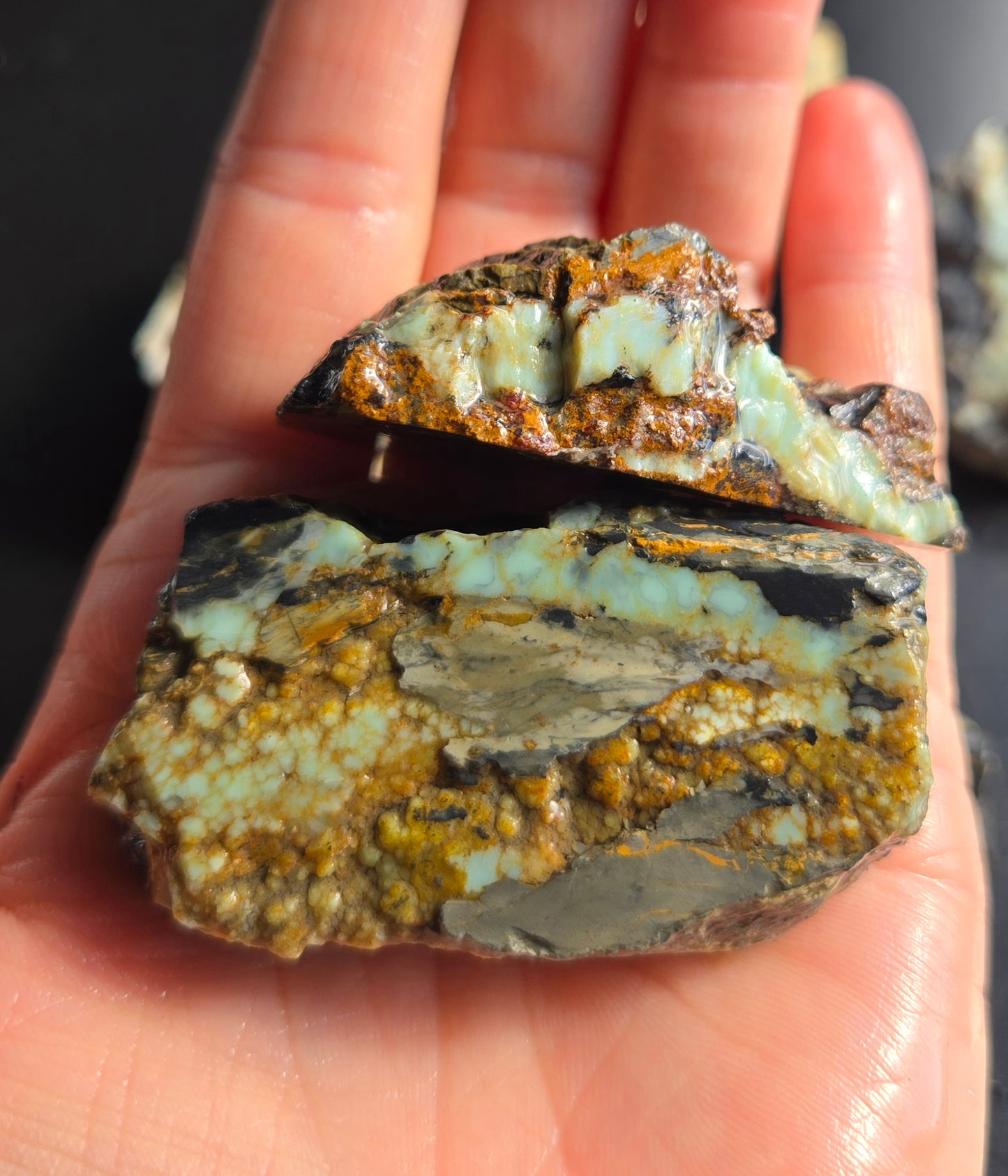 Aloe Variscite rough for cabbing - solid vein in matrix-448 grams - lot 2