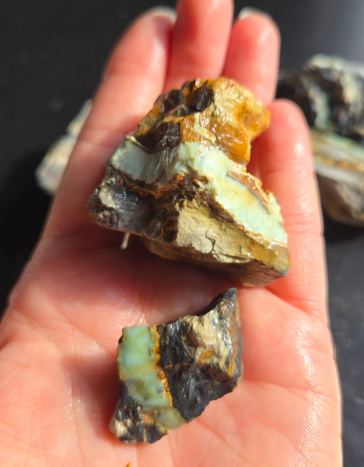 Aloe Variscite rough for cabbing - solid vein in matrix-448 grams - lot 2