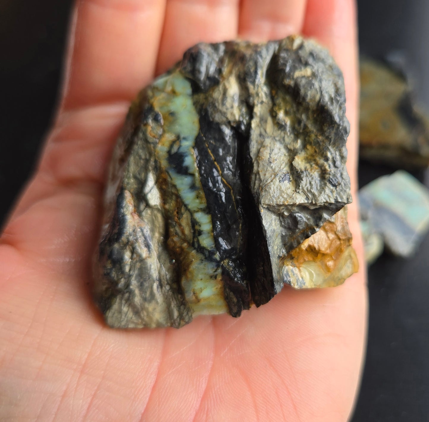 Aloe Variscite rough for cabbing - solid vein in matrix- 448 grams - lot 5