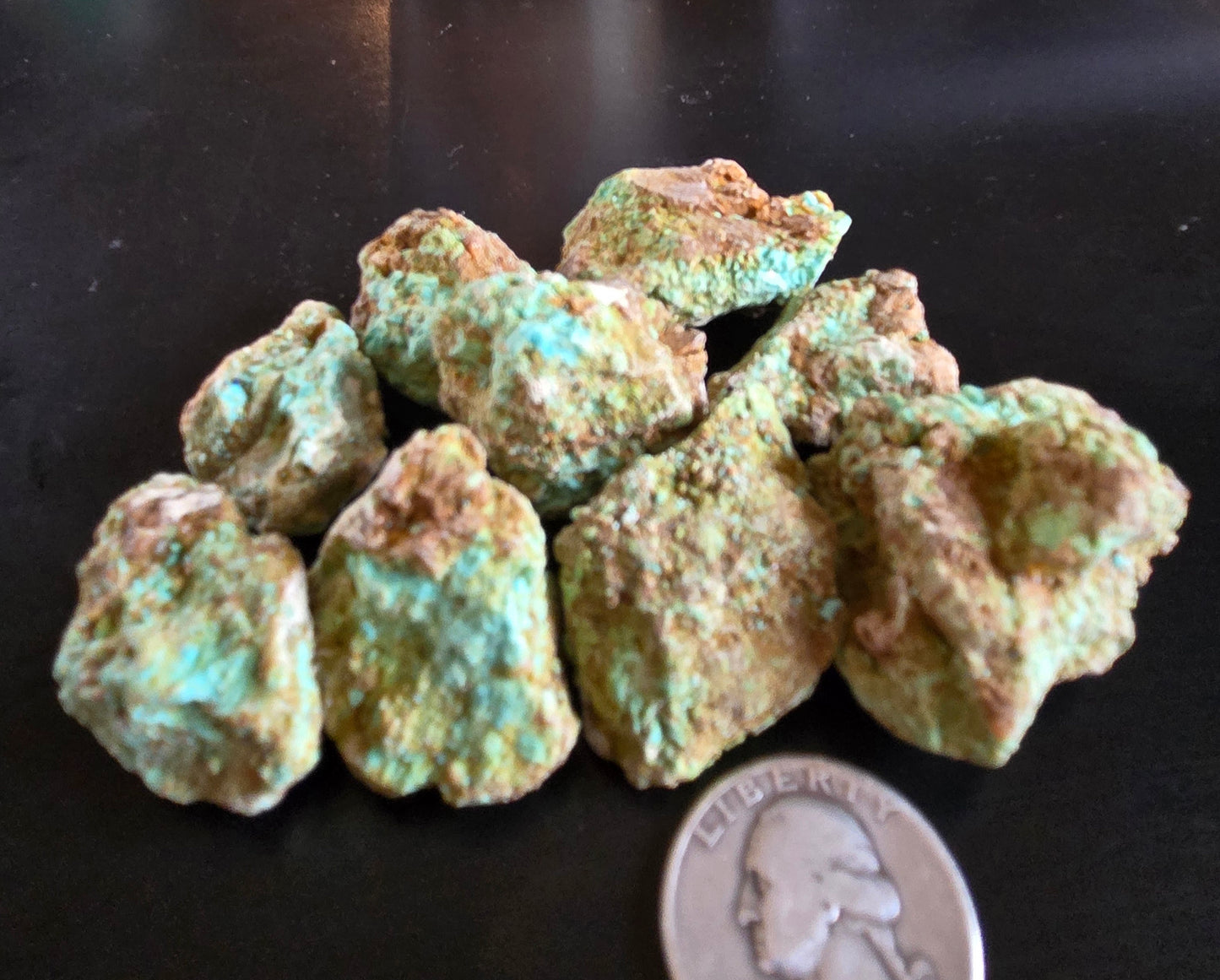 Patagonia Turquoise rough for cabbing - 100 grams lot 1