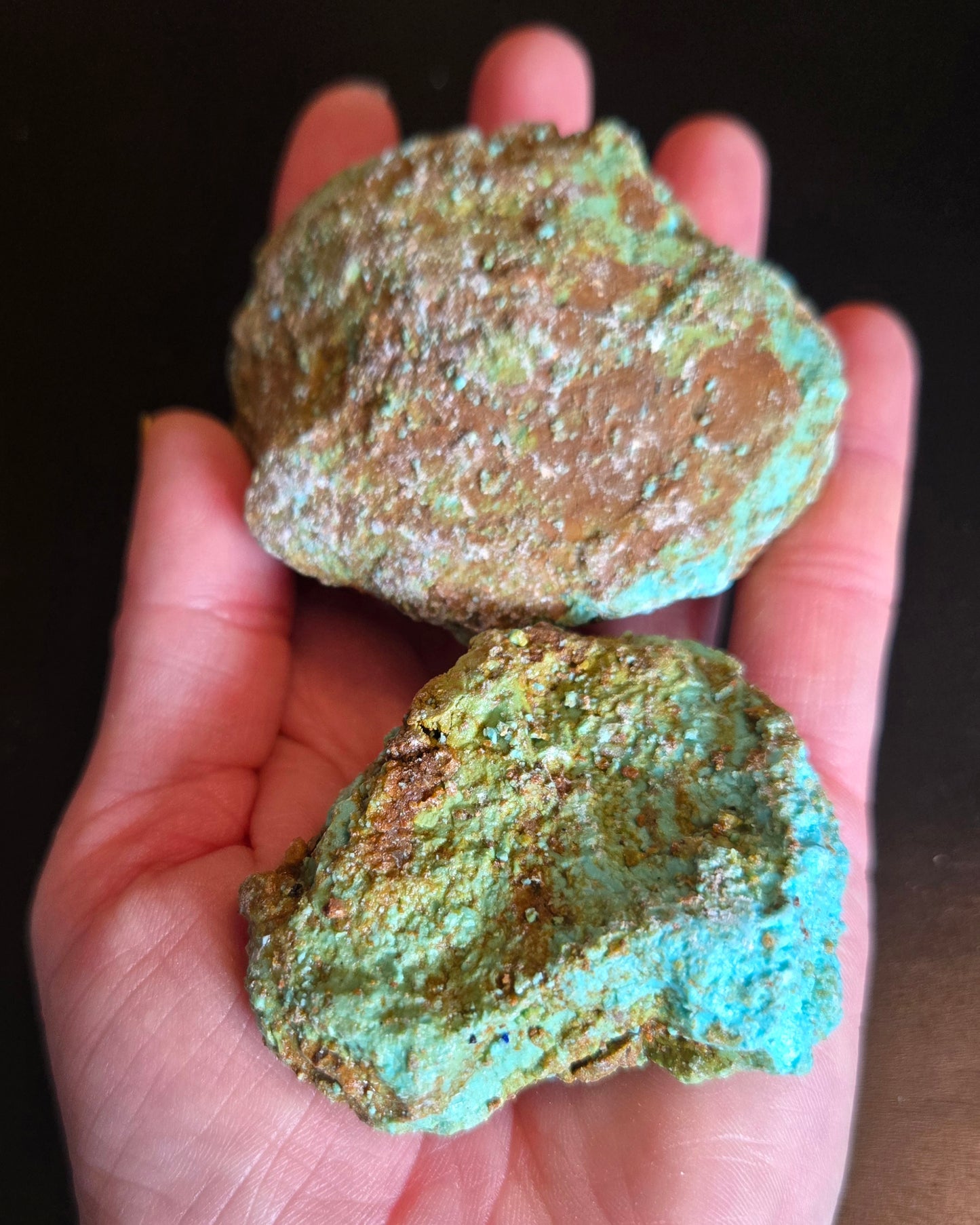 Patagonia Turquoise rough for cabbing - 448 grams
