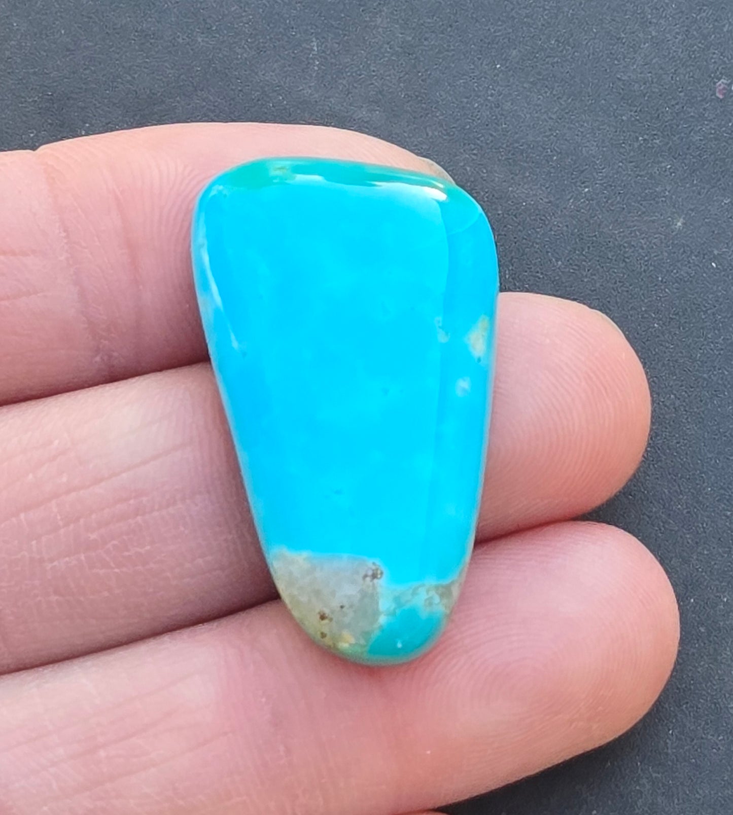 AAA Kingman Polychrome Hardy Pit Turquoise Cabochon