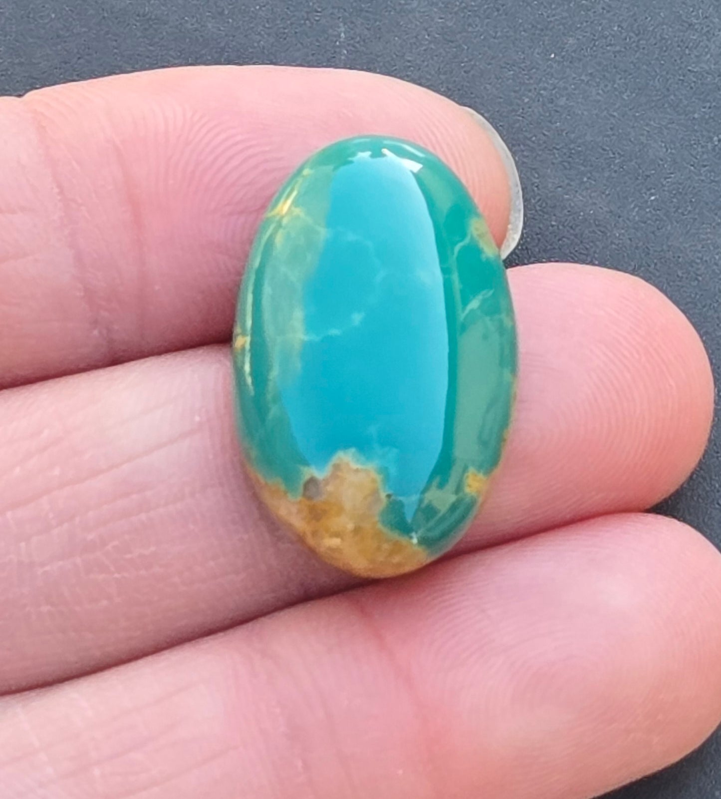 AAA Kingman Green Hardy Pit Turquoise Cabochon