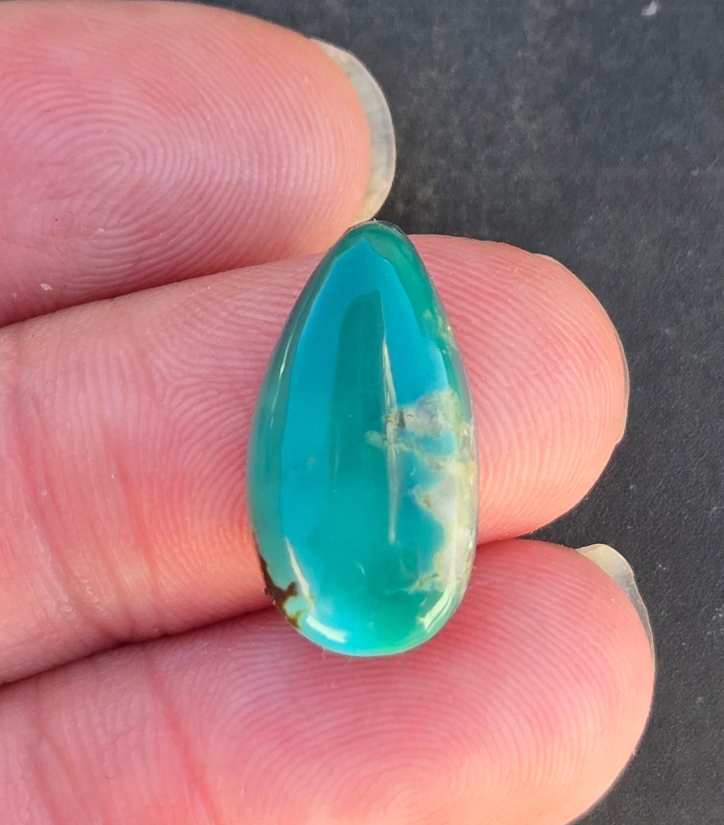 AAA Kingman Green Hardy Pit Turquoise Cabochon