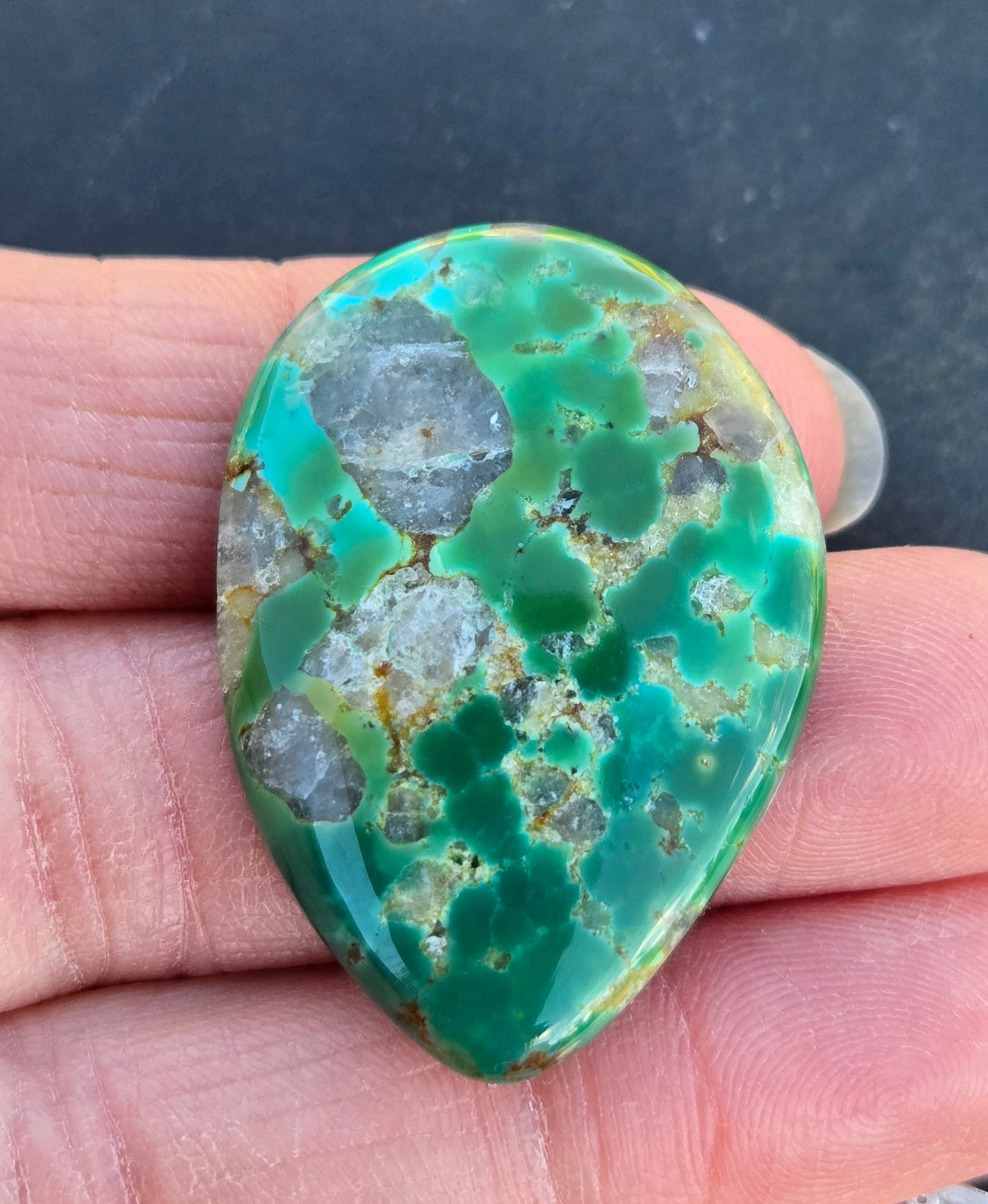 AAA Kingman Green Hardy Pit Turquoise Cabochon