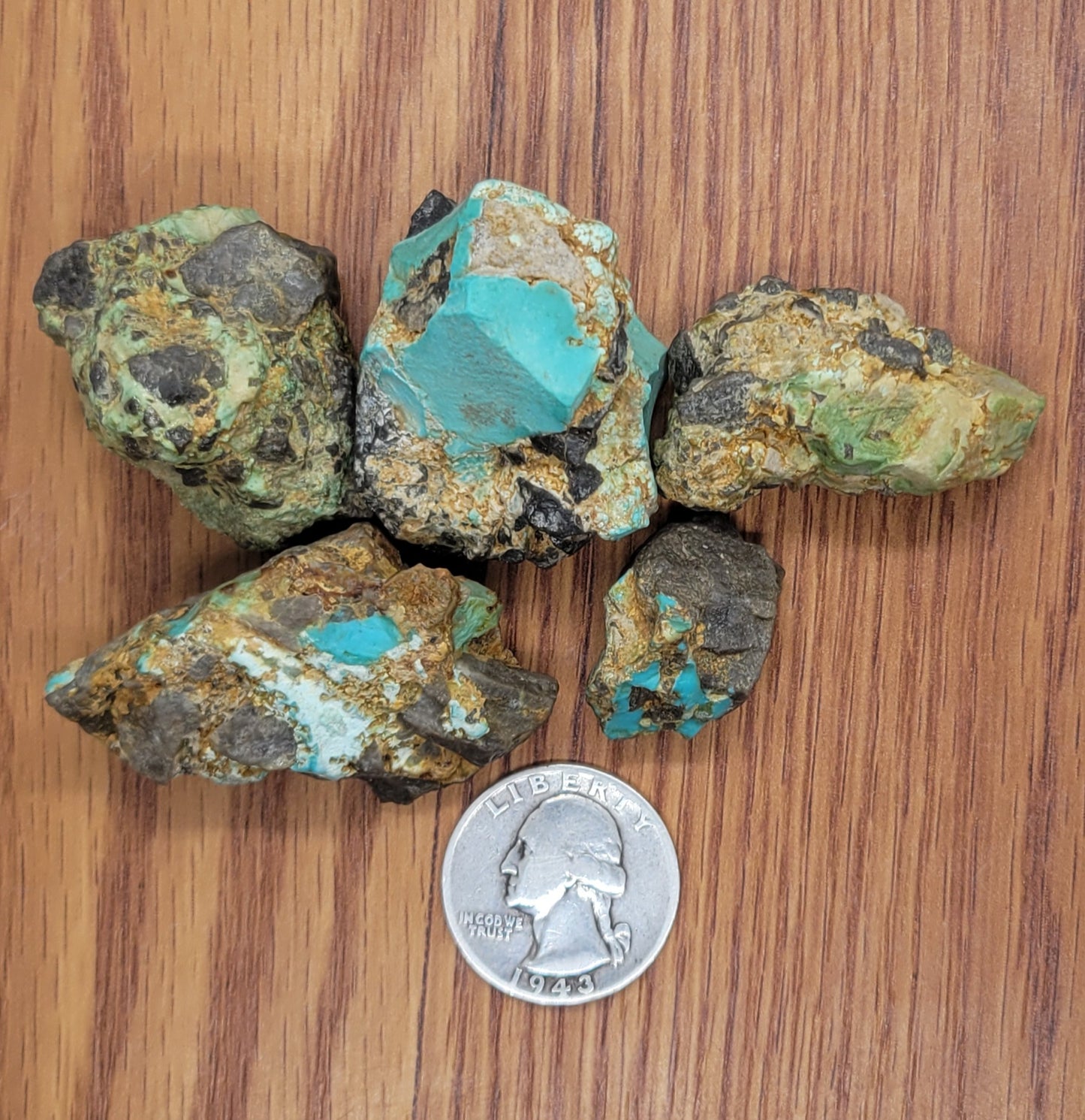 Carico Lake Turquoise rough for cabbing - 100 gram lot