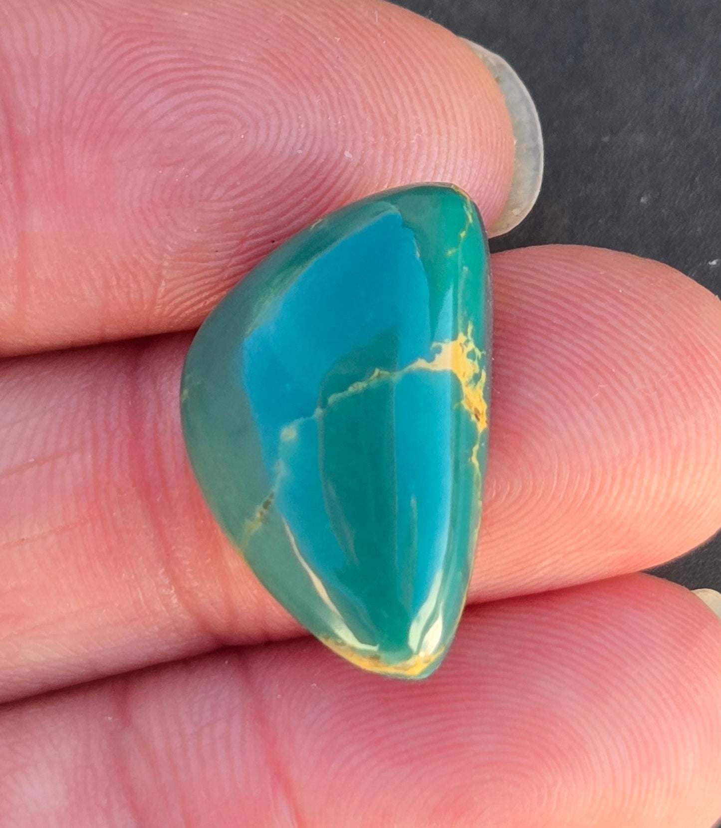 AAA Kingman Green Hardy Pit Turquoise Cabochon