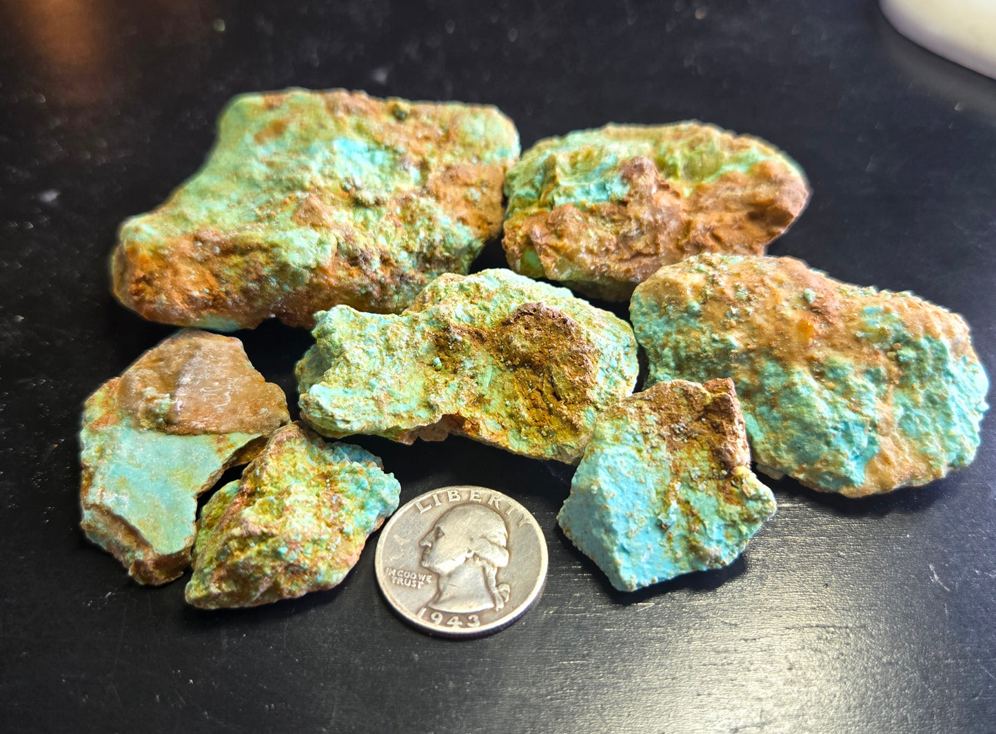 Patagonia Turquoise rough for cabbing - 224 grams lot 3