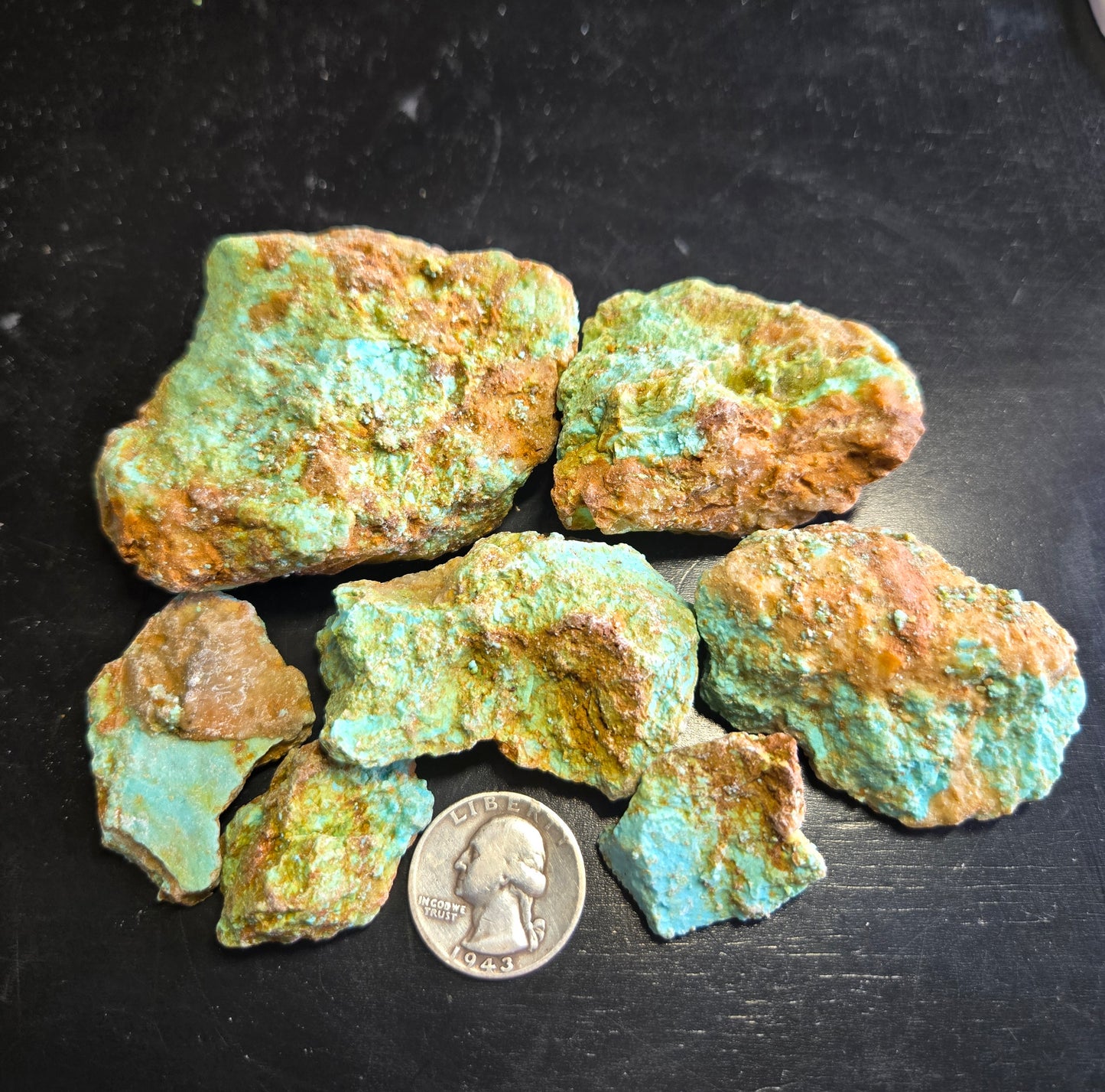 Patagonia Turquoise rough for cabbing - 224 grams lot 3