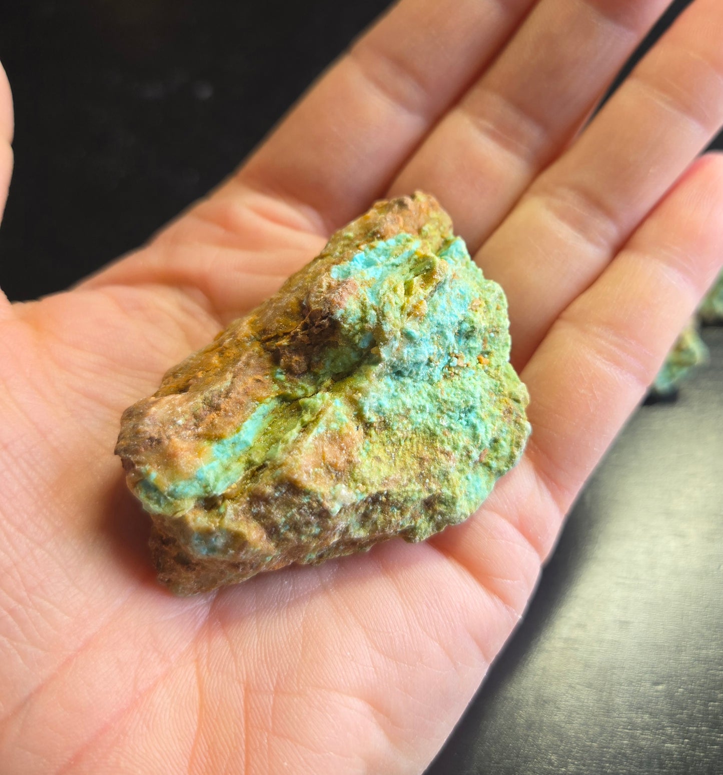 Patagonia Turquoise rough for cabbing - 224 grams lot 3