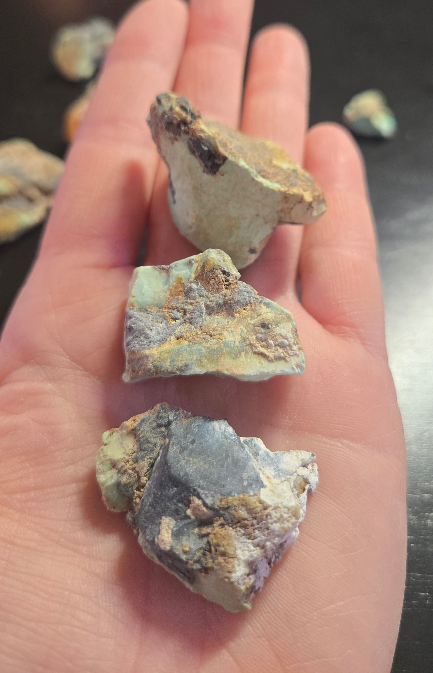 Aloe Variscite solid green rough for cabbing - 224 grams lot 1