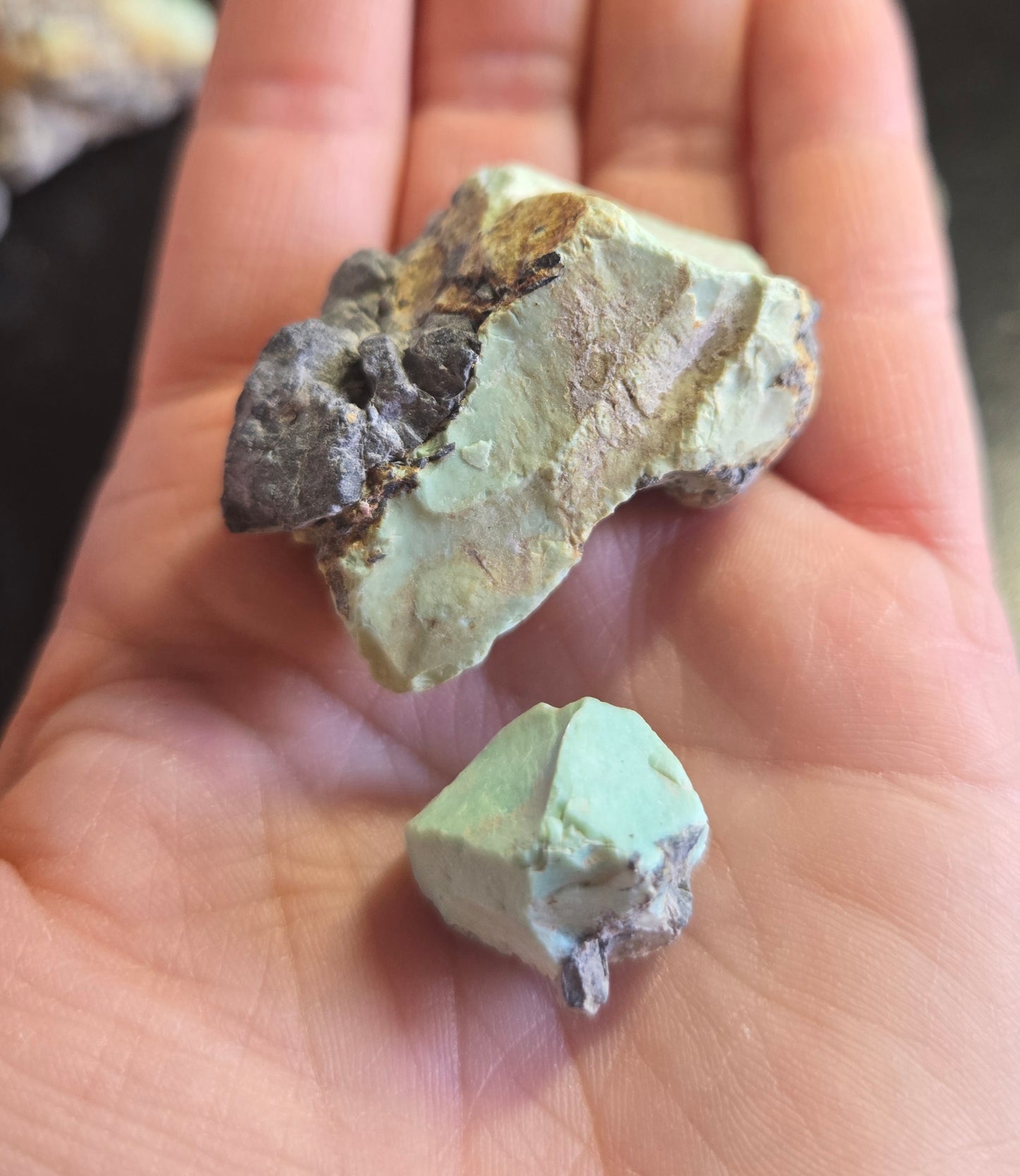 Aloe Variscite solid green rough for cabbing - 224 grams lot 2