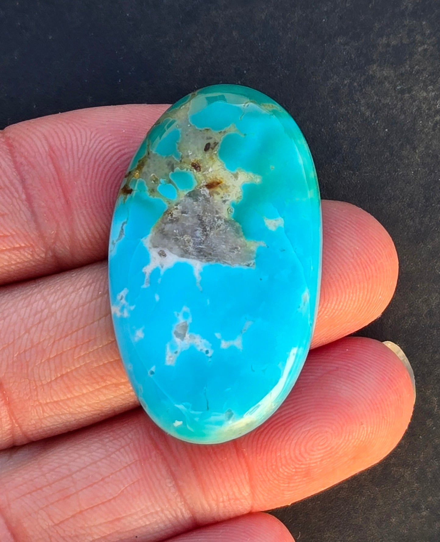 AAA Kingman Hardy Pit Turquoise Cabochon