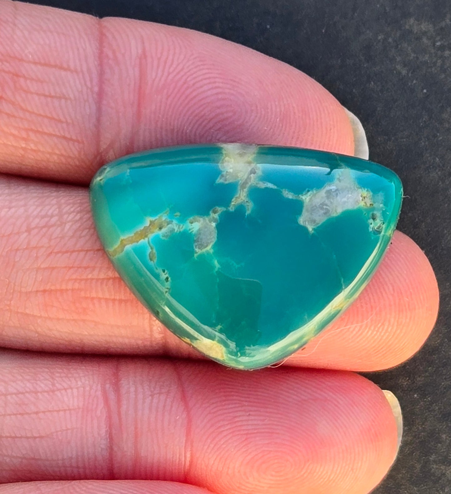AAA Kingman Green Hardy Pit Turquoise Cabochon