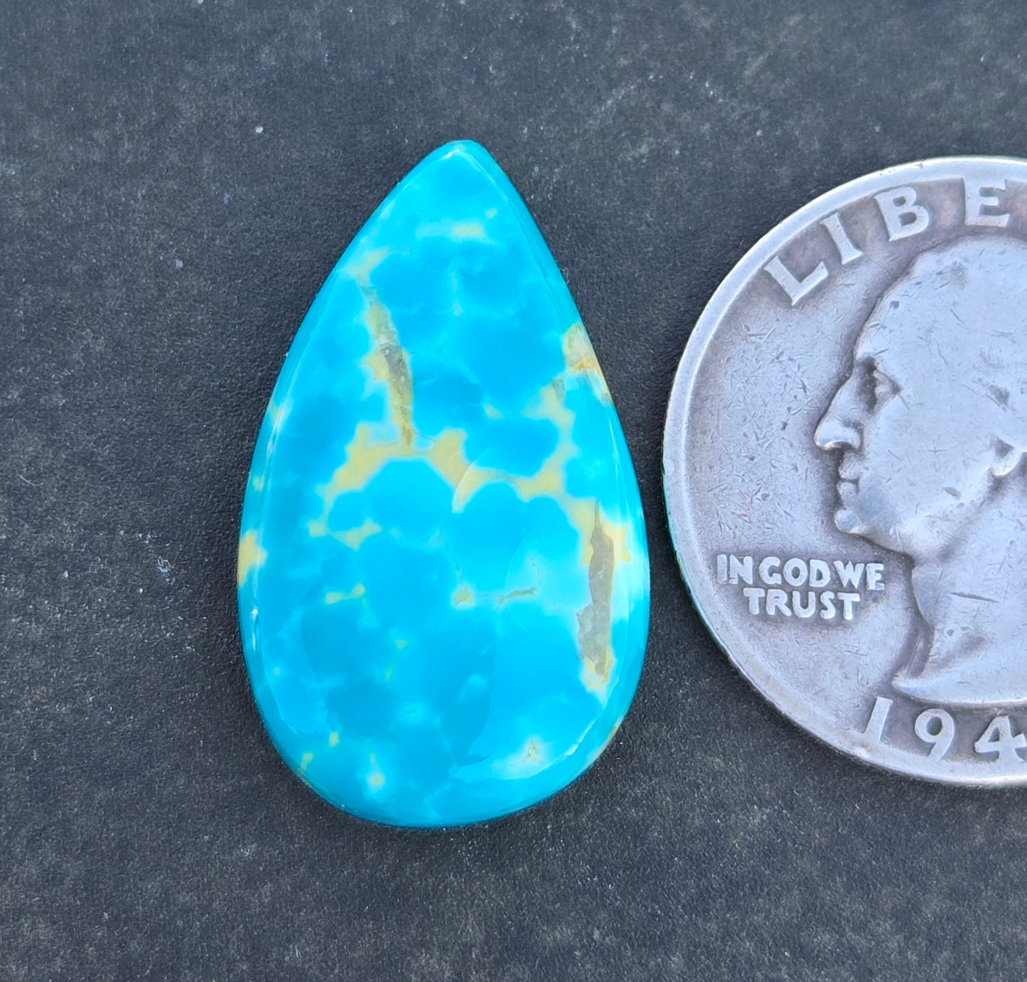 AAA Kingman Hardy Pit Turquoise Cabochon