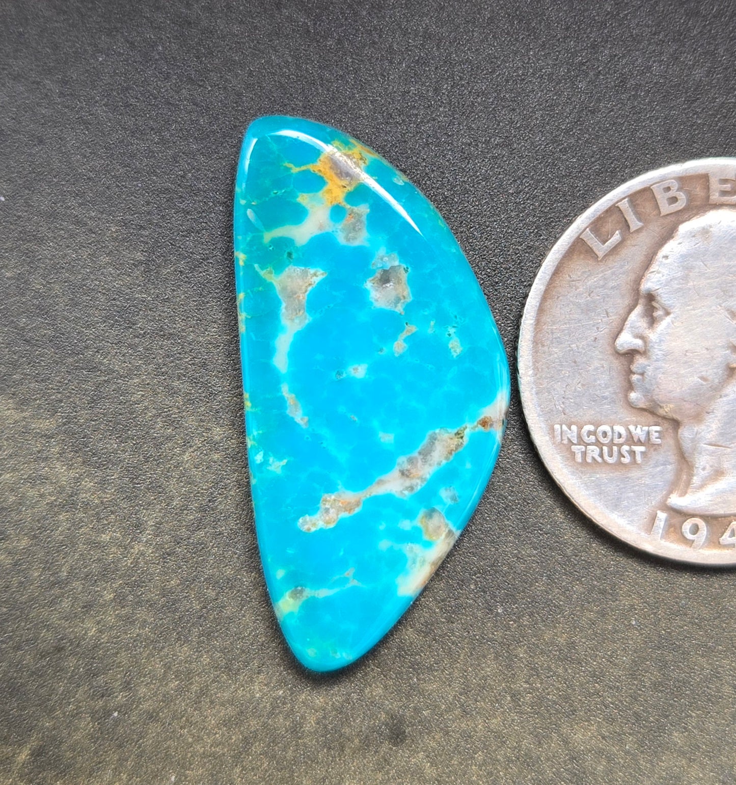 AAA Kingman Hardy Pit Turquoise Cabochon