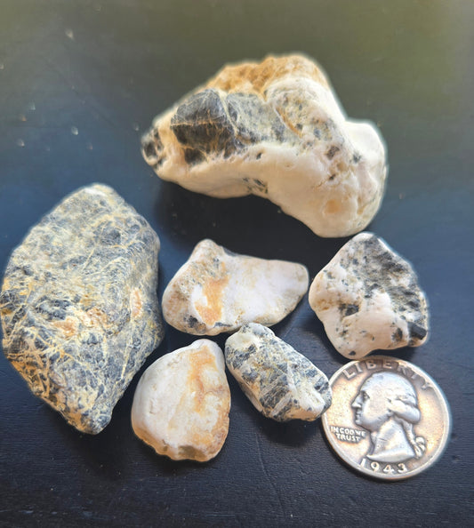 Natural Nevada White Buffalo rough for cabbing - 112 grams