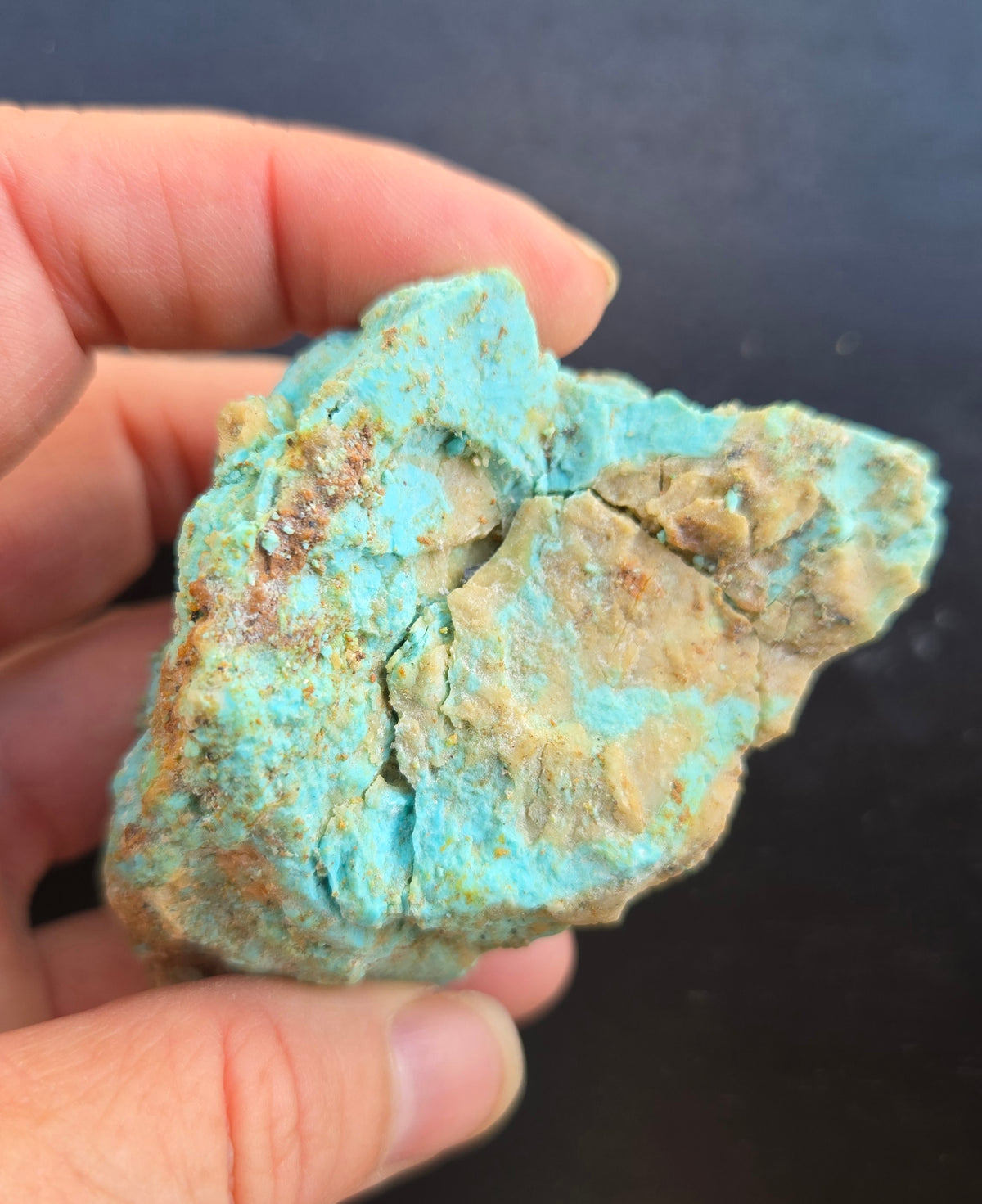 Patagonia Turquoise (Stella Blue Claim) rough for cabbing - 100 grams