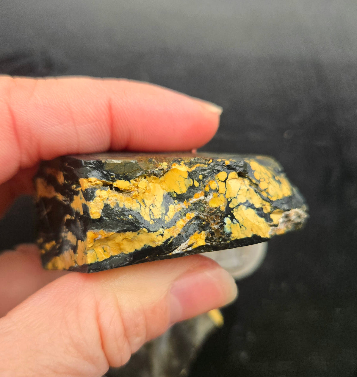 Desert Treasure Variscite rough for cabbing - Solid Yellow Natural Nevada Variscite- 100 grams