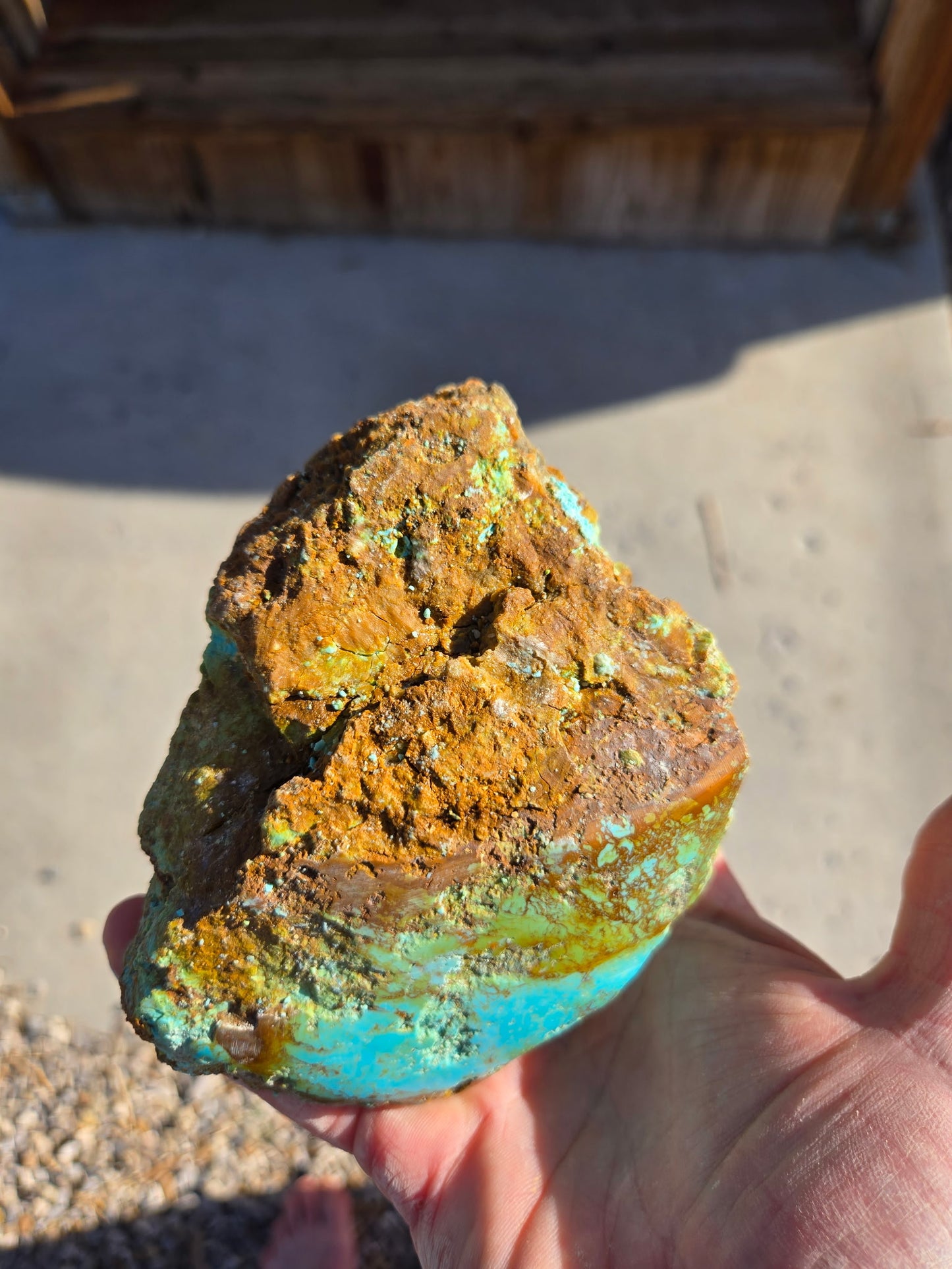 Patagonia Turquoise rough for cabbing - 515 grams