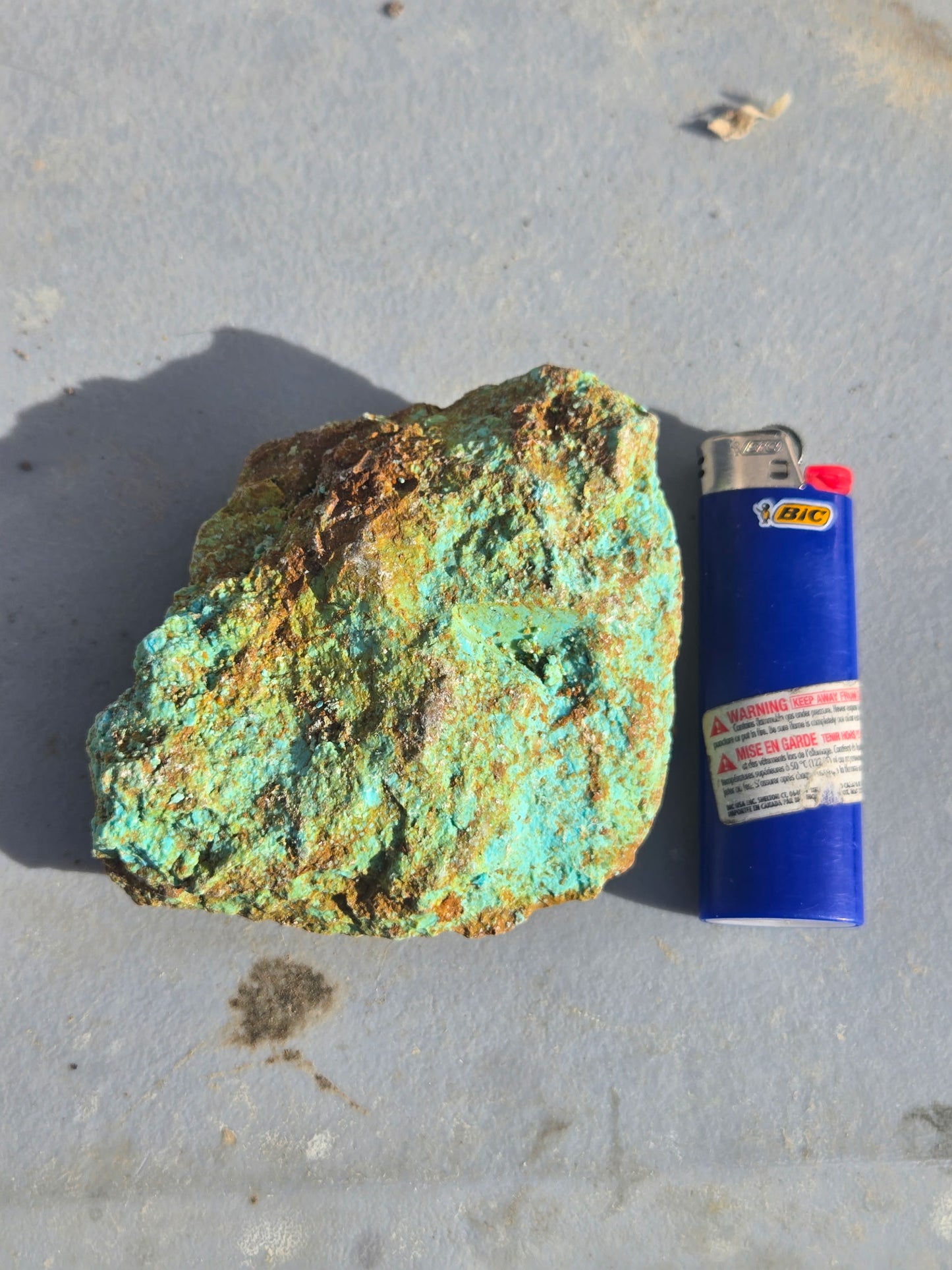 Patagonia Turquoise rough for cabbing - 258 grams