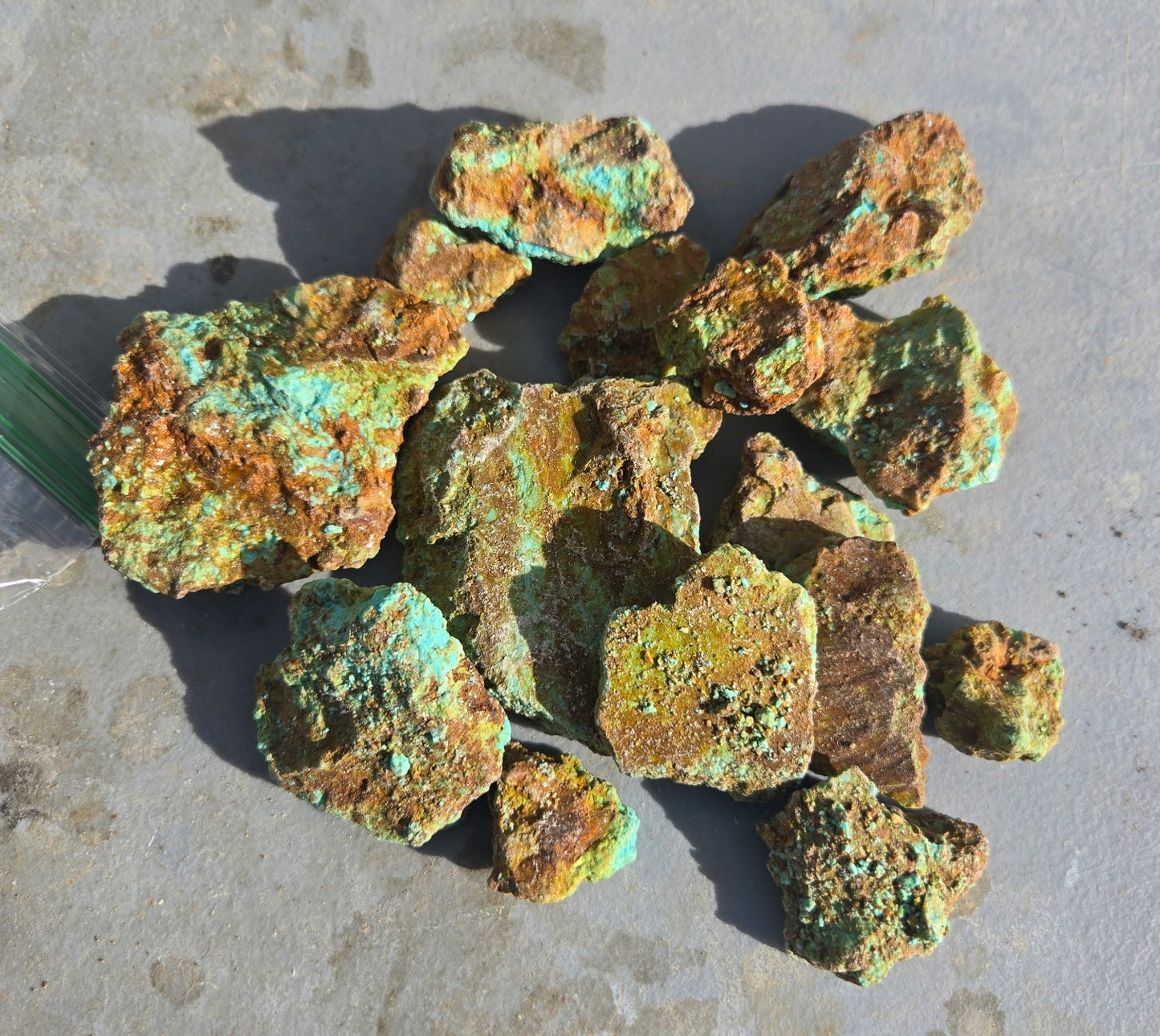 Patagonia Turquoise rough for cabbing - 448 grams