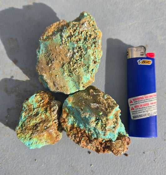 Patagonia Turquoise rough for cabbing - 224 grams